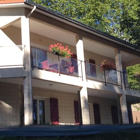 Le Mas De Servant Roulottes Et Chambres D'Hotes Auberives-en-Royans Kültér fotó